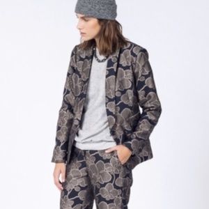 Wildfang navy brocade blazer